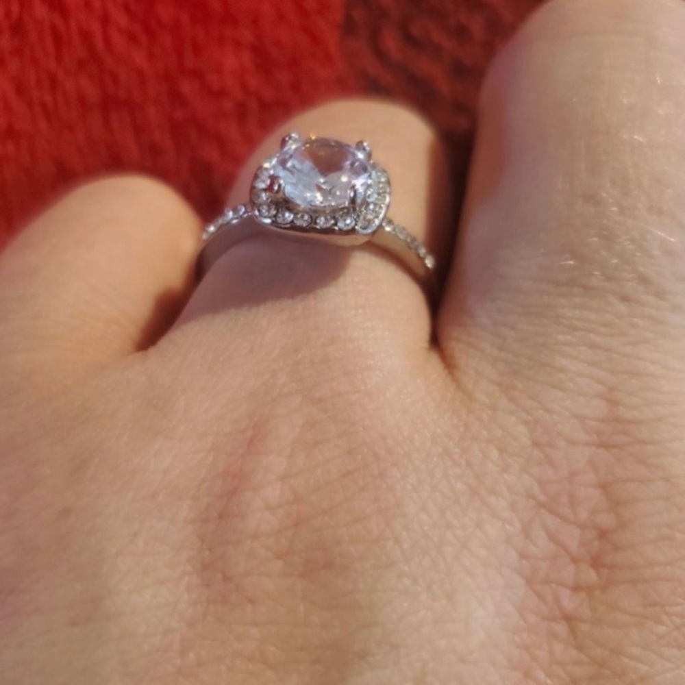 New Mojssanite Diamond 14k White Gold 1 CT Round Cut Ring - Picture 6 of 16